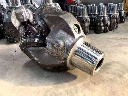 पावर फैक्ट्री 20 इंच Iadc537 पानी के कुएं ड्रिलिंग के लिए Tricone रॉक बिट