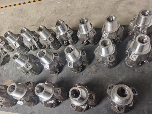 100% नई अच्छी गुणवत्ता Tricone रोलर बिट IADC537 12 इंच